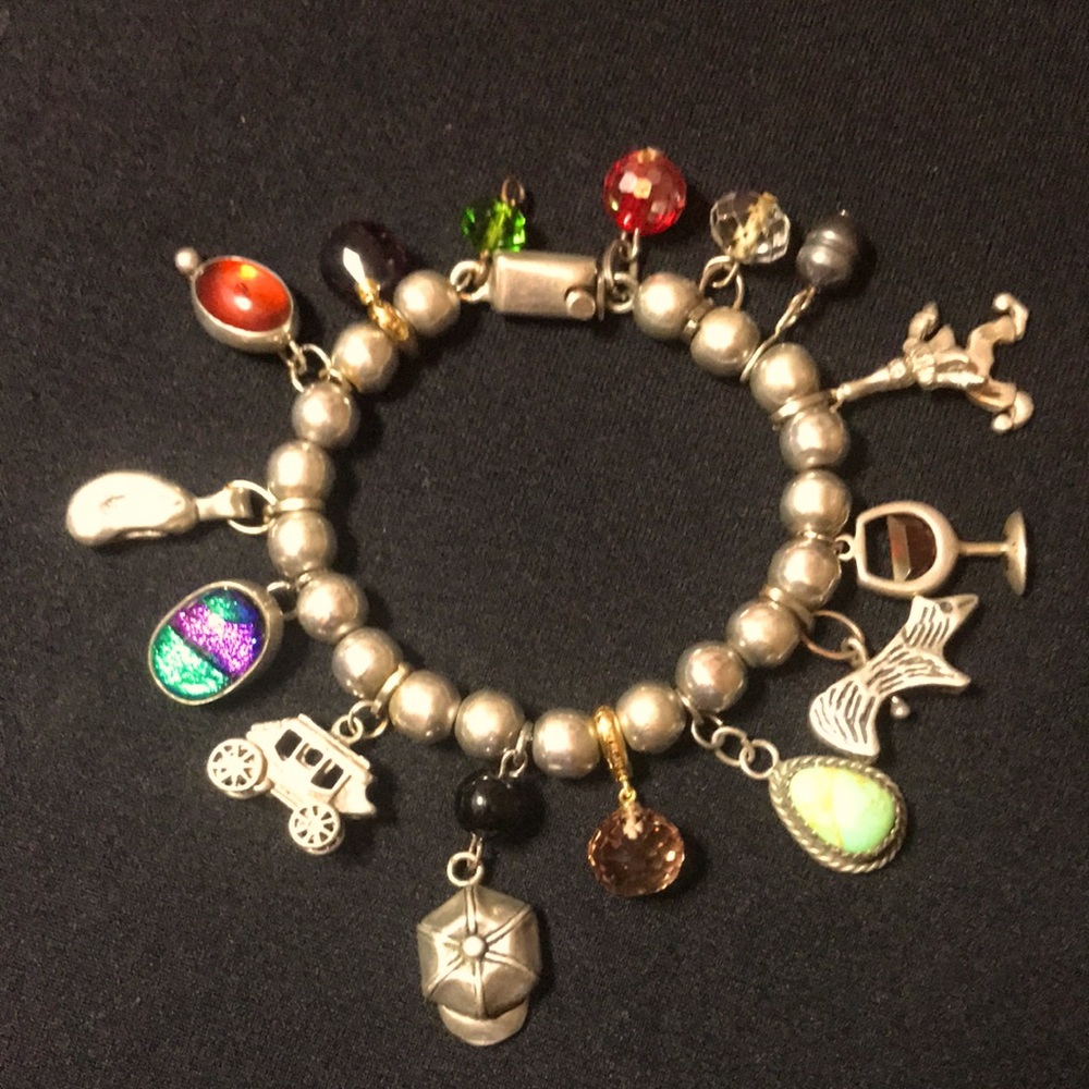 Amazing  hand made SSIlver Pearls/ Charms Bracelet